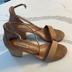 Steve Madden Tan Heels